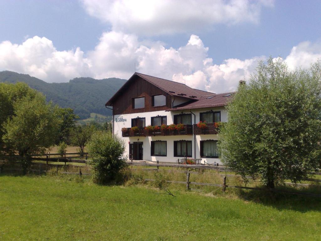 Serena Guesthouse Bran Bran  Extérieur photo